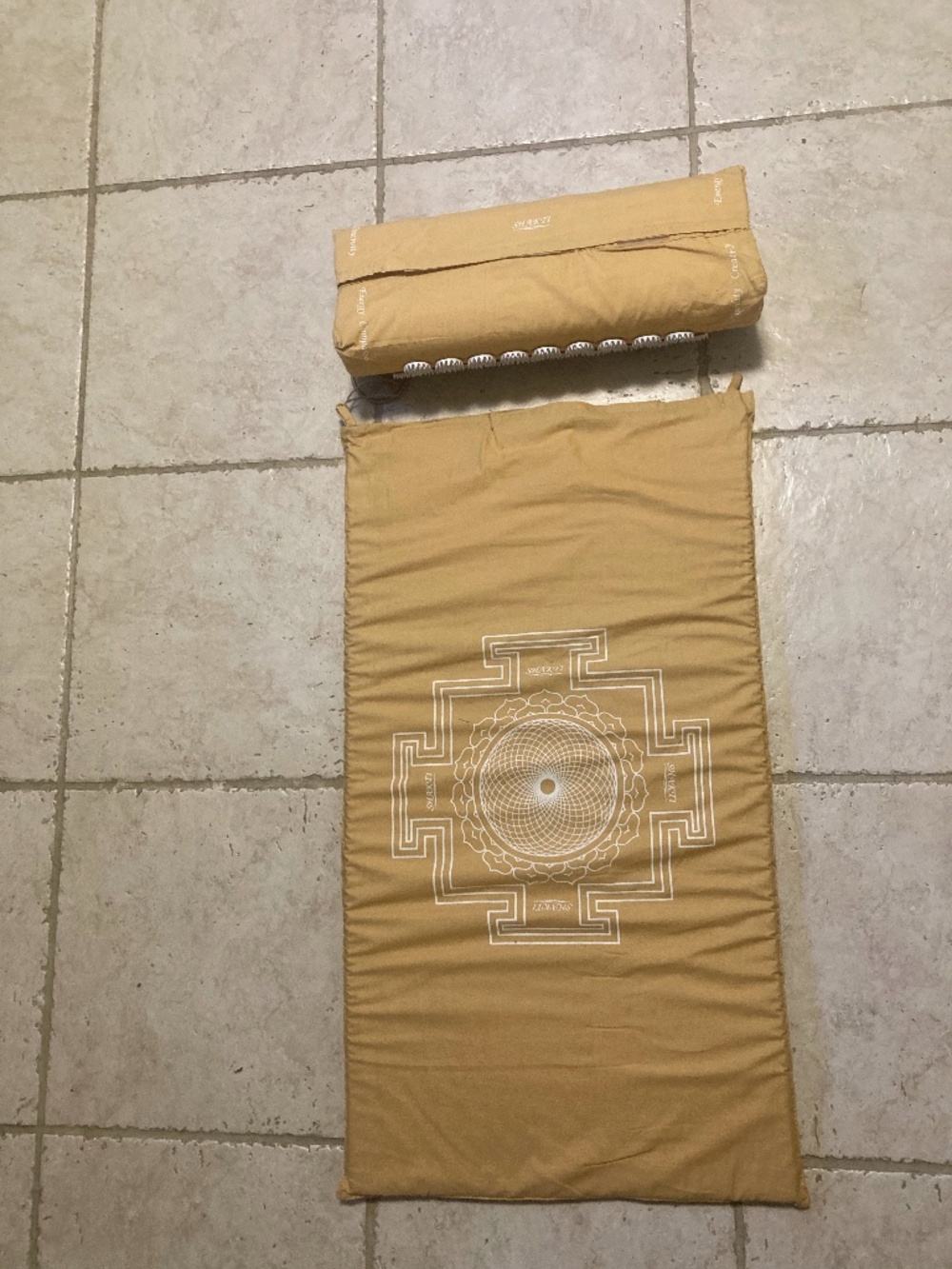NWT Shakti Acupressure Mat - Light & Pillow Gold Color - Picture 8 of 8